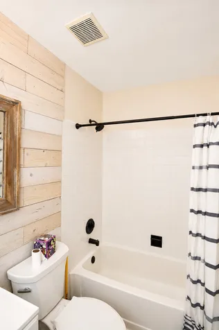 622 Grosse Pointe Circle Vernon Hills IL 60061