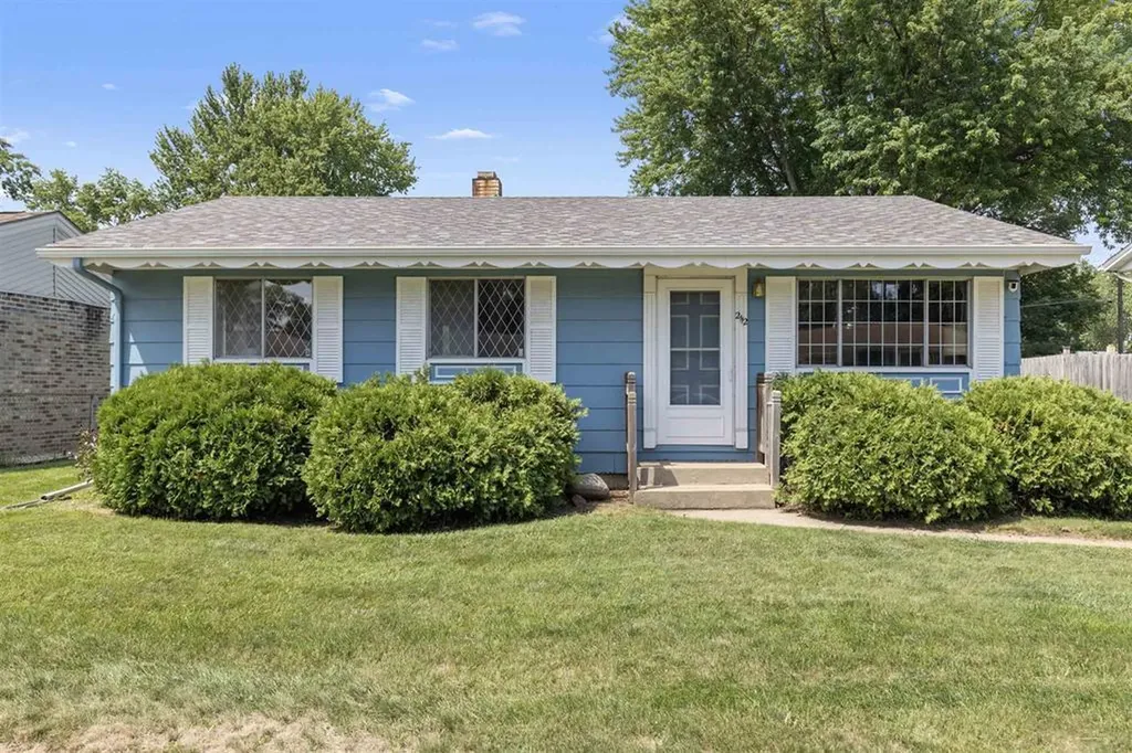 2112 Maple Avenue Loves Park IL 61111