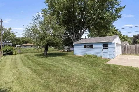 2112 Maple Avenue Loves Park IL 61111