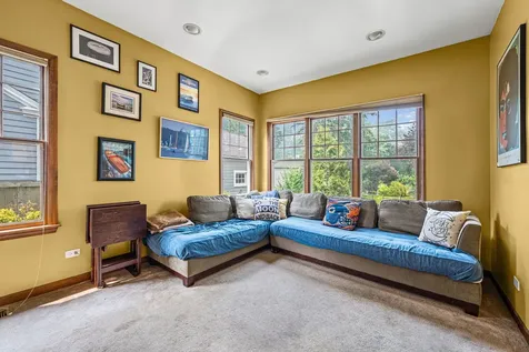 1538 Oakwood Avenue Highland Park IL 60035