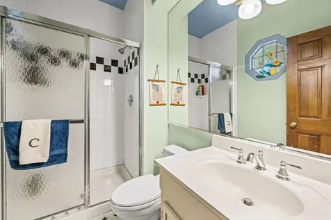 1538 Oakwood Avenue Highland Park IL 60035
