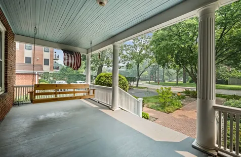 1538 Oakwood Avenue Highland Park IL 60035