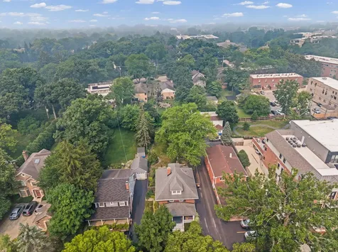 1538 Oakwood Avenue Highland Park IL 60035