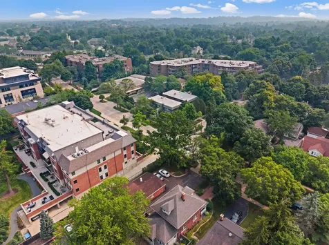 1538 Oakwood Avenue Highland Park IL 60035