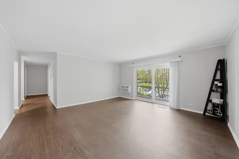 300 Claymoor Road Hinsdale IL 60521