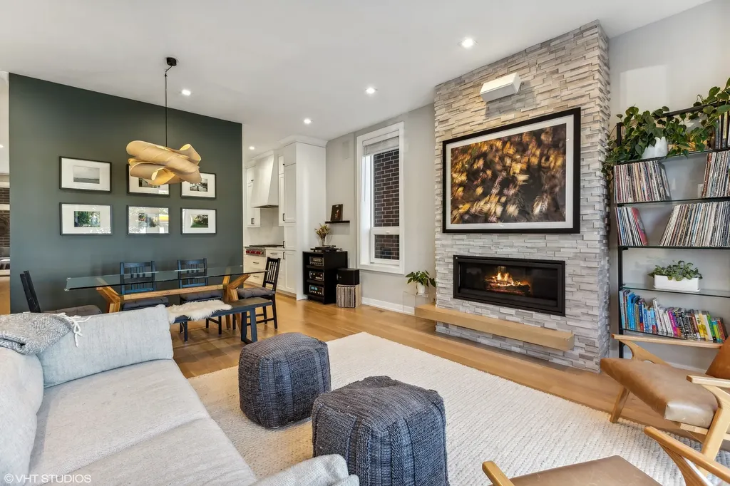1545 West Diversey Parkway Chicago IL 60614