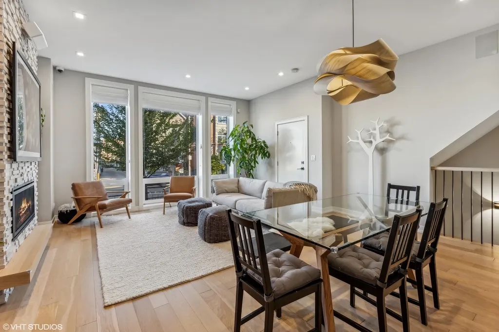 1545 West Diversey Parkway Chicago IL 60614