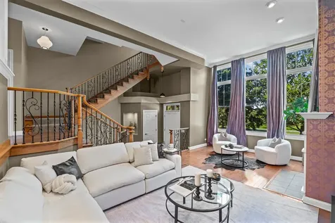 2064 Valor Court Glenview IL 60026