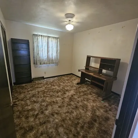573 Gordon Avenue Calumet City IL 60409