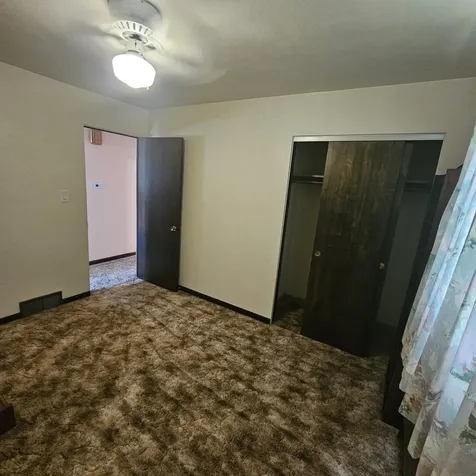 573 Gordon Avenue Calumet City IL 60409