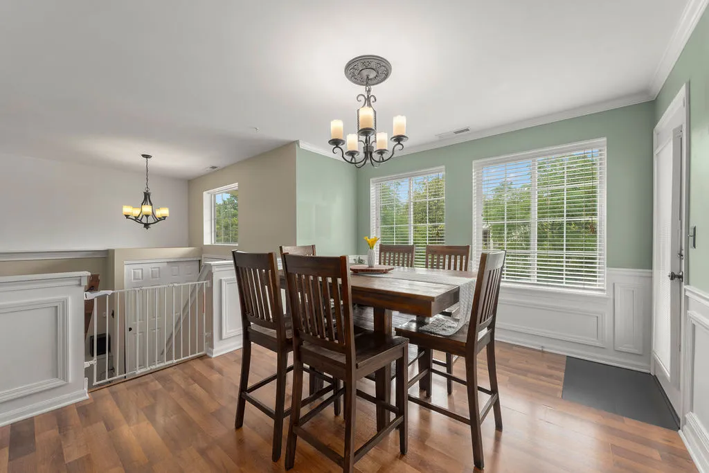 320 Rosebud Court Bolingbrook IL 60440