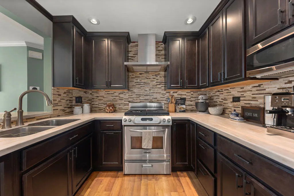 320 Rosebud Court Bolingbrook IL 60440