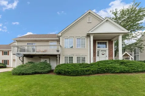 320 Rosebud Court Bolingbrook IL 60440