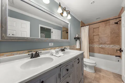 320 Rosebud Court Bolingbrook IL 60440
