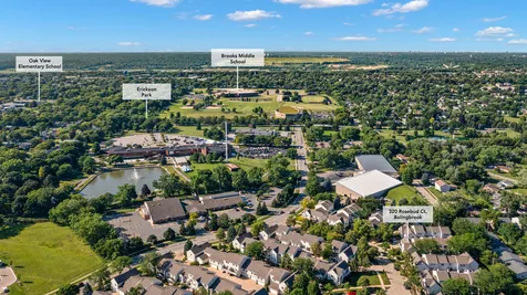 320 Rosebud Court Bolingbrook IL 60440
