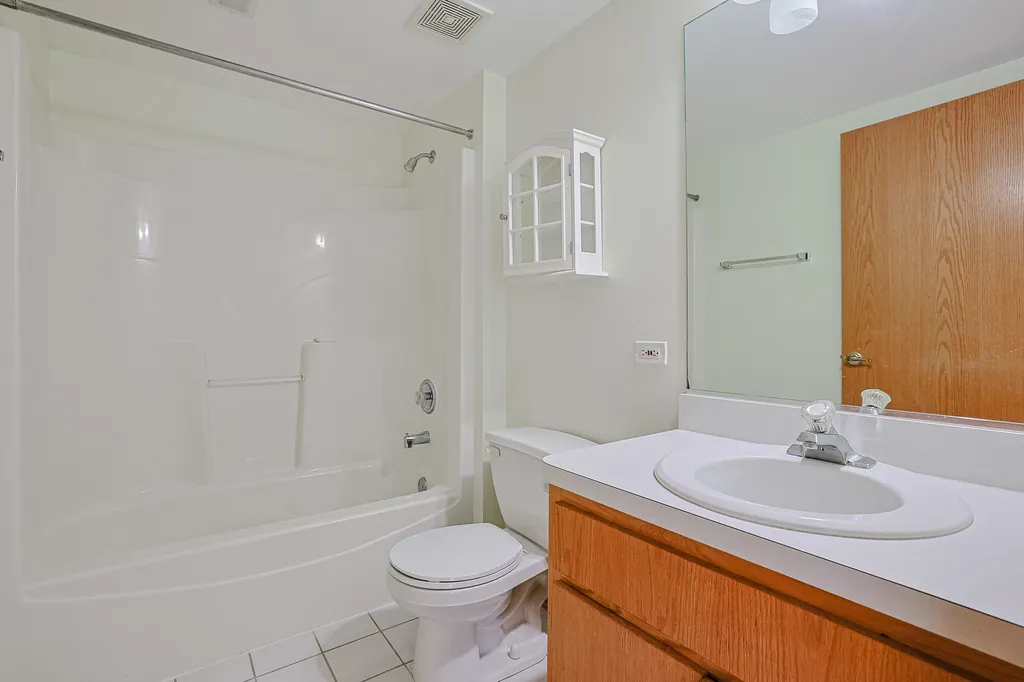 11545 Settlers Pond Way Orland Park IL 60467