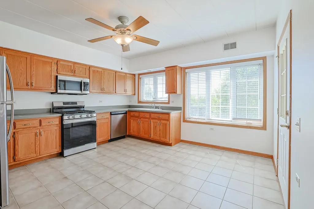 11545 Settlers Pond Way Orland Park IL 60467