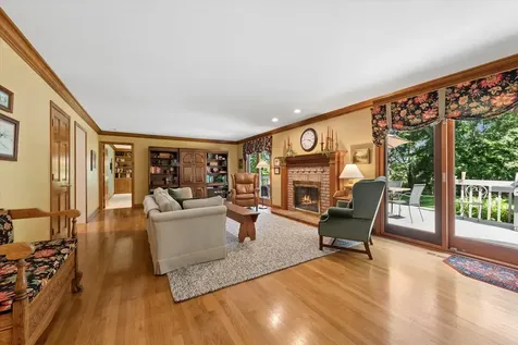 22801 West Glenhurst Road Deer Park IL 60010