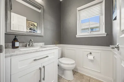 6 West Jayne Street Lemont IL 60439