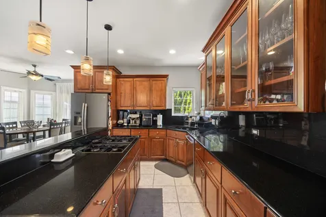 6 West Jayne Street Lemont IL 60439