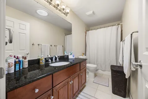 6 West Jayne Street Lemont IL 60439