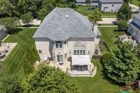 6 West Jayne Street Lemont IL 60439