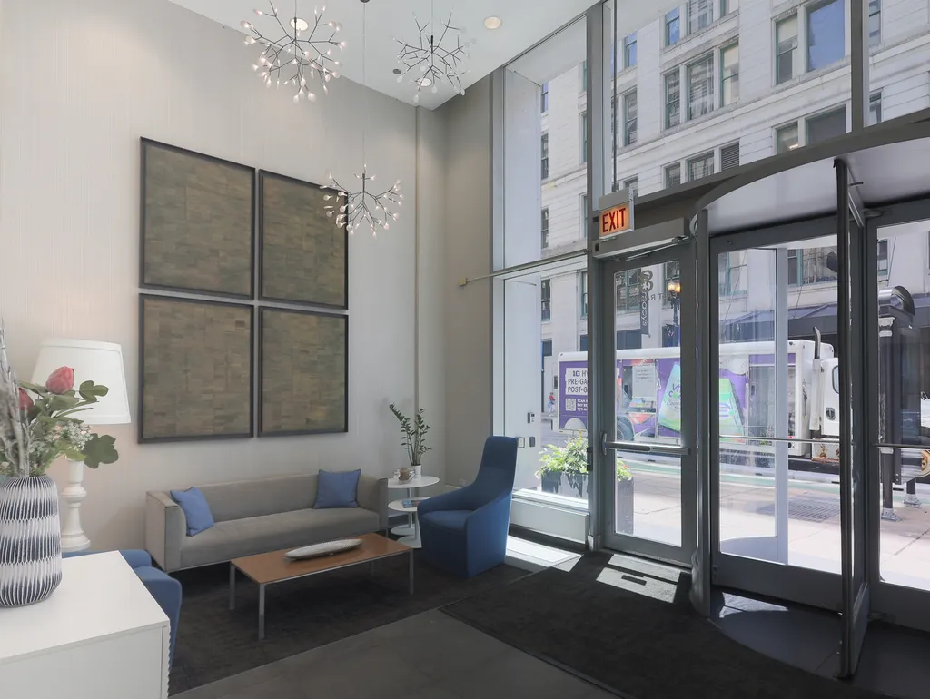 8 East Randolph Street Chicago IL 60601