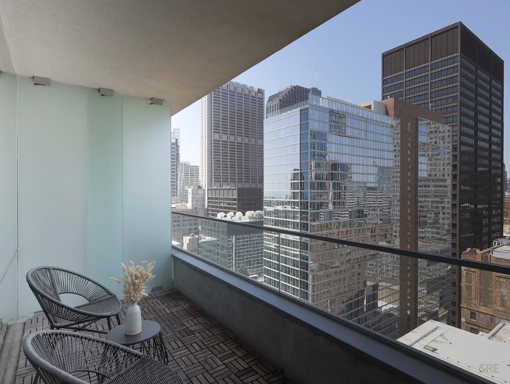 8 East Randolph Street Chicago IL 60601
