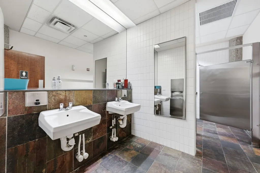 210 South Desplaines Street Chicago IL 60661