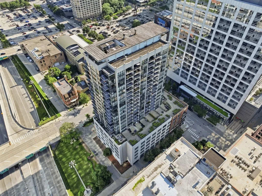 210 South Desplaines Street Chicago IL 60661