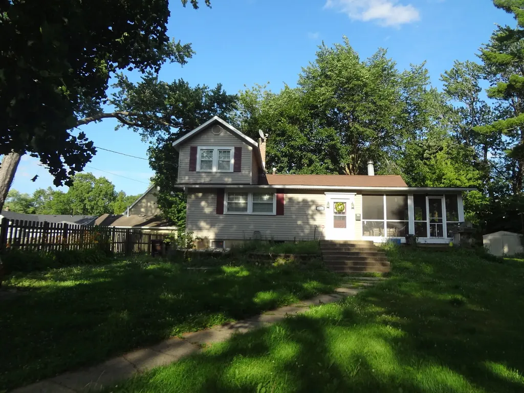 111 Millard Avenue Fox River Grove IL 60021