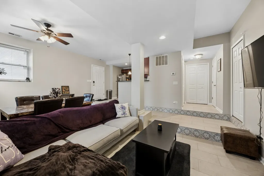 4731 South Ingleside Avenue Chicago IL 60615