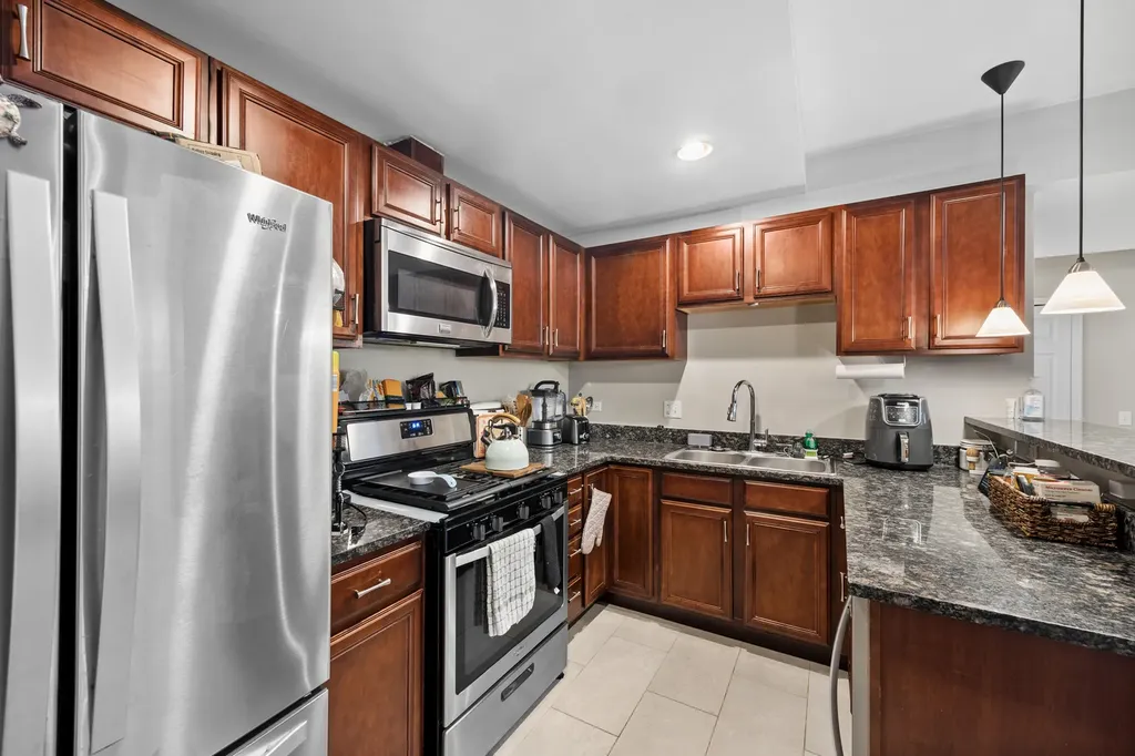 4731 South Ingleside Avenue Chicago IL 60615