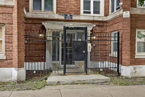 4731 South Ingleside Avenue Chicago IL 60615