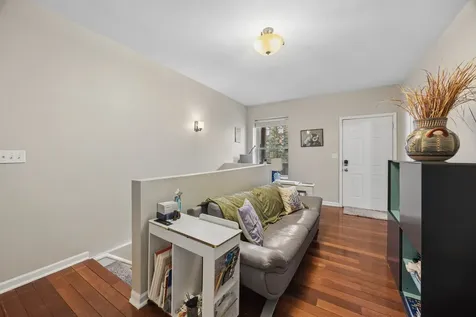 4731 South Ingleside Avenue Chicago IL 60615
