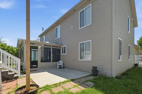 1986 Wedgewood Circle Romeoville IL 60446