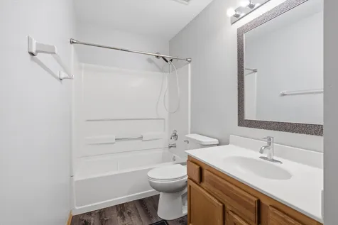 1986 Wedgewood Circle Romeoville IL 60446