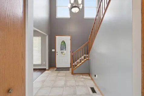 1986 Wedgewood Circle Romeoville IL 60446