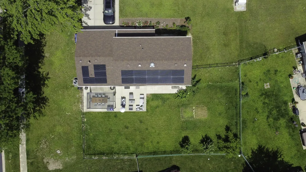 407 North Braintree Drive Schaumburg IL 60194