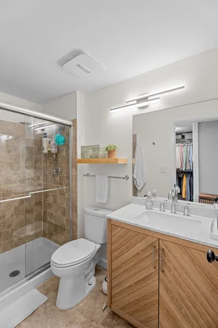 407 North Braintree Drive Schaumburg IL 60194