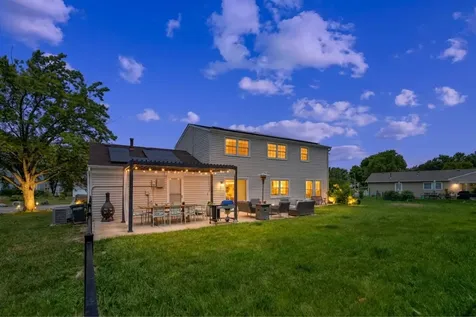 407 North Braintree Drive Schaumburg IL 60194