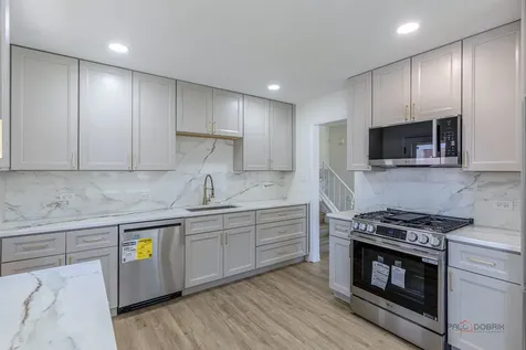 308 Wheeling Avenue Wheeling IL 60090
