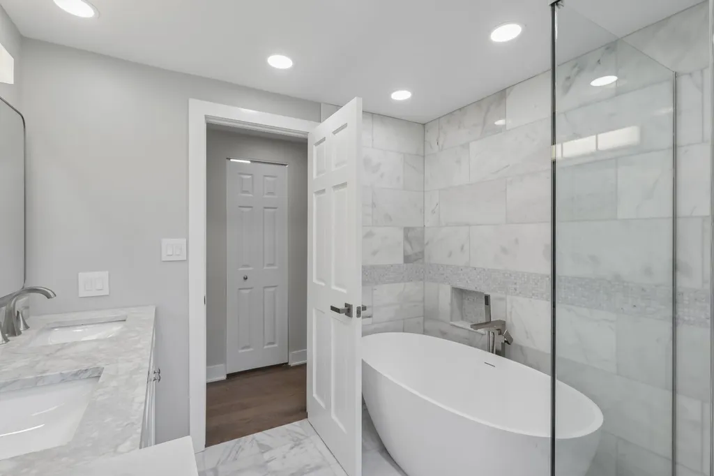 1208 Elizabeth Avenue Naperville IL 60540