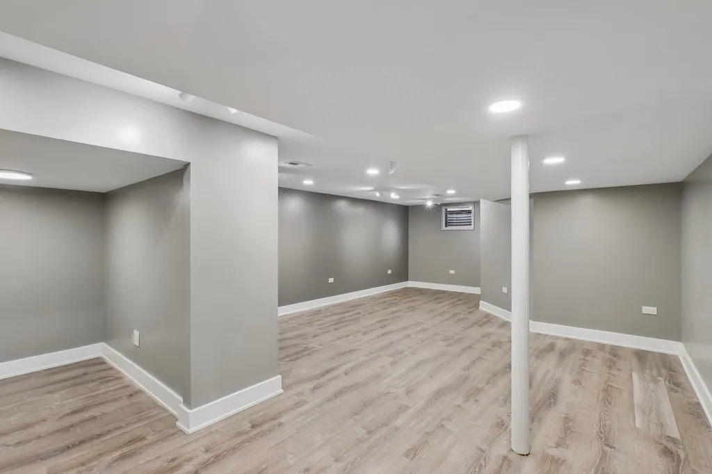 1208 Elizabeth Avenue Naperville IL 60540