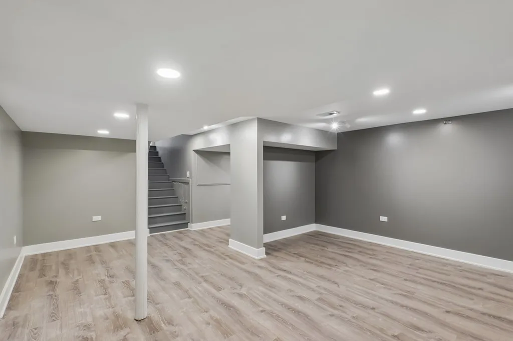 1208 Elizabeth Avenue Naperville IL 60540