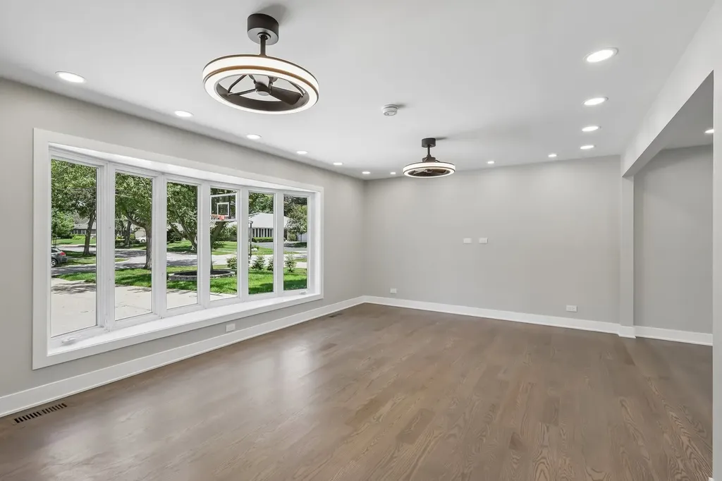 1208 Elizabeth Avenue Naperville IL 60540