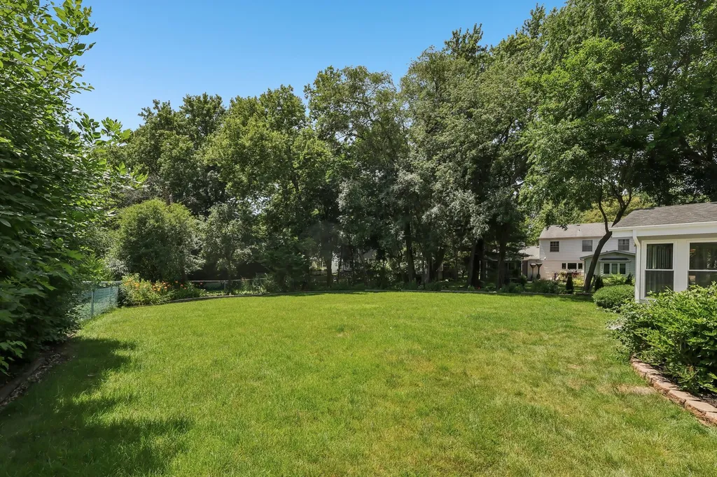 1208 Elizabeth Avenue Naperville IL 60540