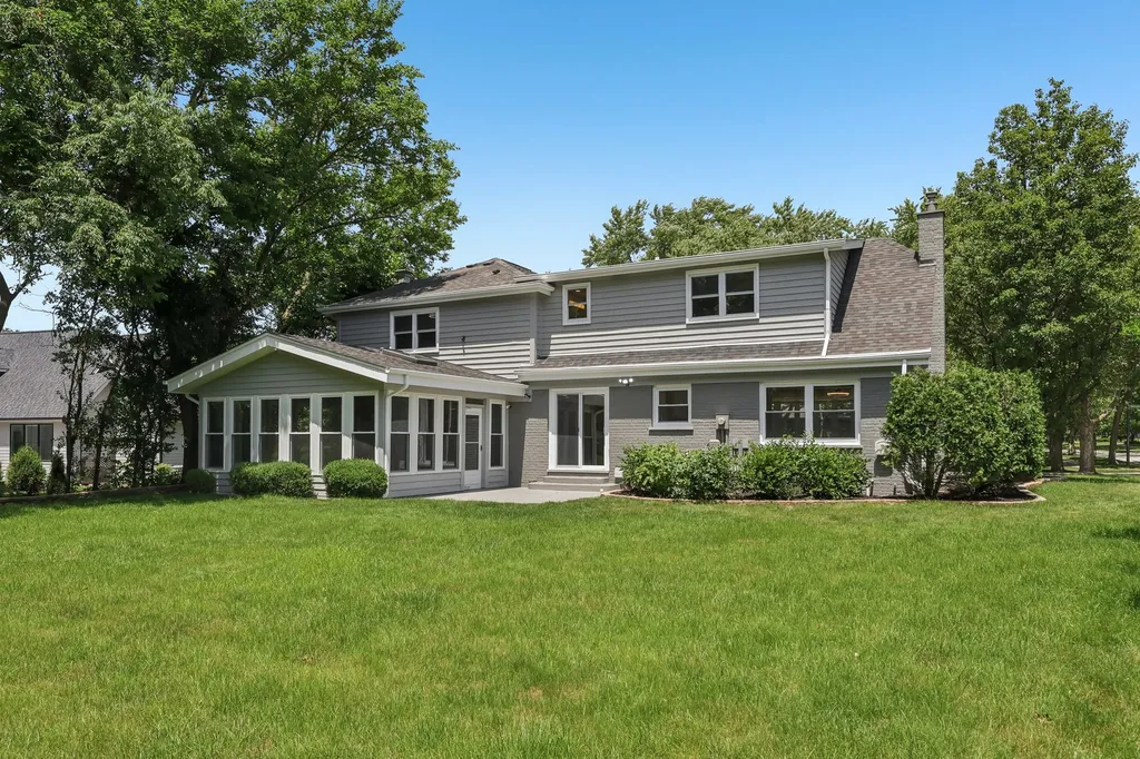 1208 Elizabeth Avenue Naperville IL 60540
