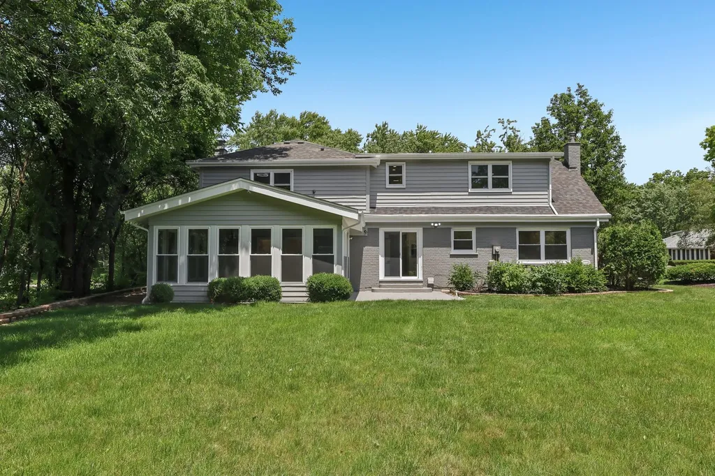 1208 Elizabeth Avenue Naperville IL 60540