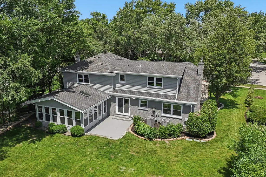 1208 Elizabeth Avenue Naperville IL 60540